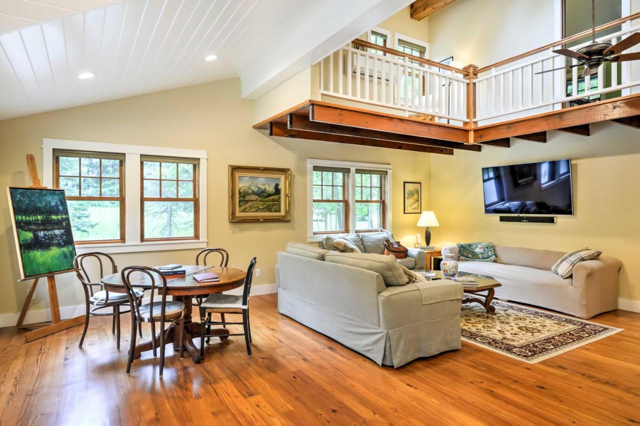 Sugar Berry-remodeled Craftsman Home! Holiday home